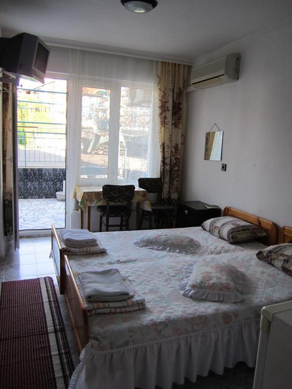 Central Guesthouse Nesebar Buitenkant foto