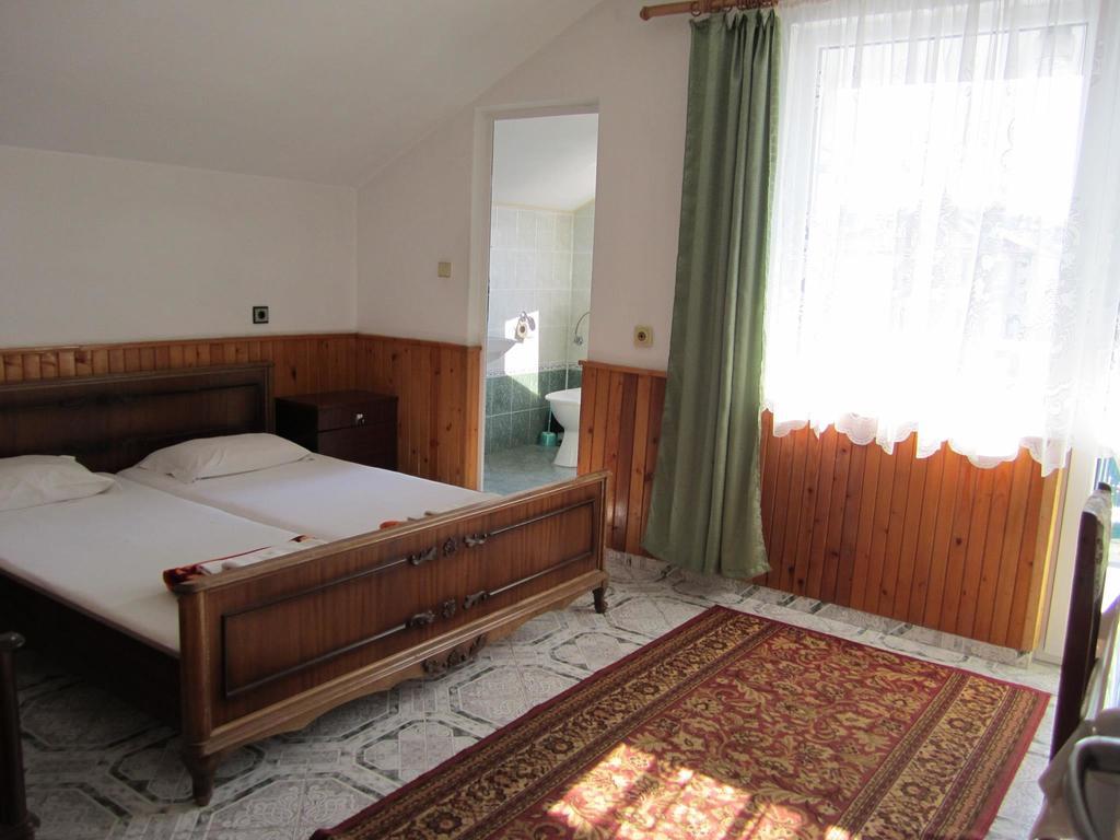 Central Guesthouse Nesebar Buitenkant foto